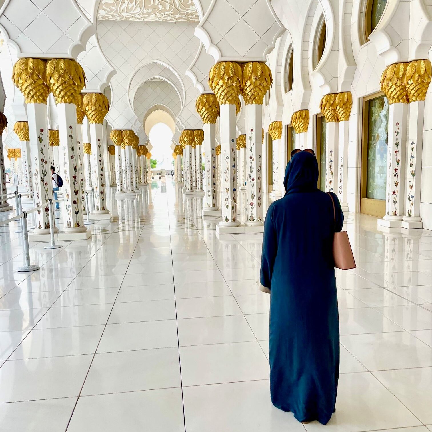 Sightseeing in Abu Dhabi 4 FullSizeRender 1920w 1 edited